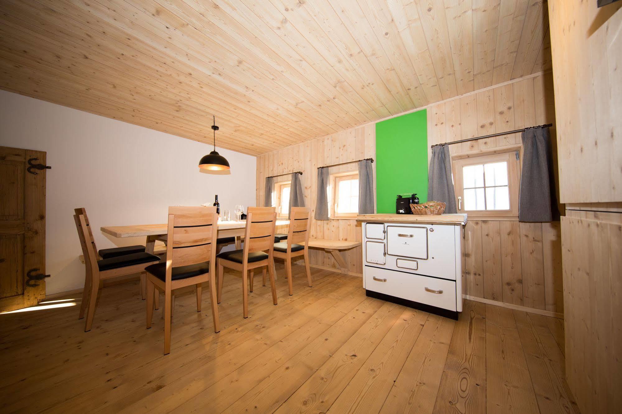 Wiesegg Apartment *